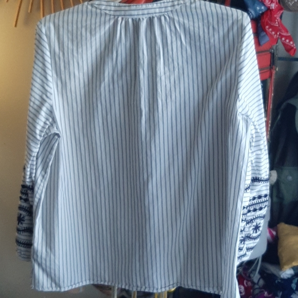 Madewell navy white striped billow sleeve top - Picture 2 of 6